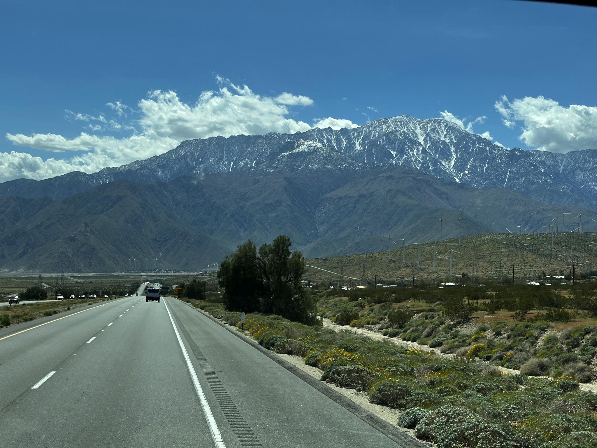 Travel from Yermo to Palm Desert, California