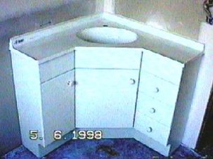 Bathroom vanity