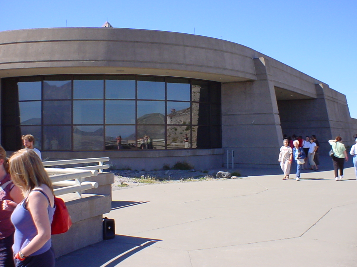 Bunker-like visitor center