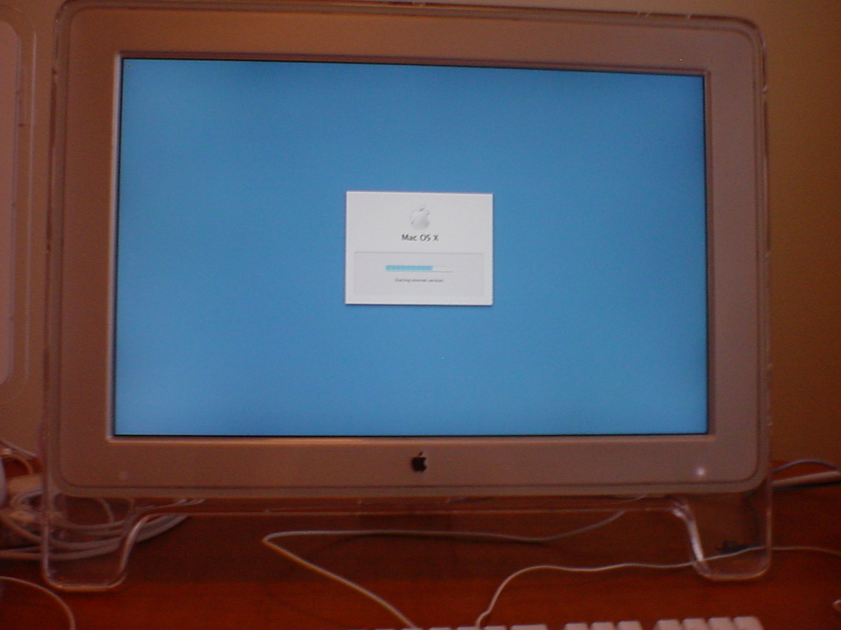 Power Mac G5 first boot
