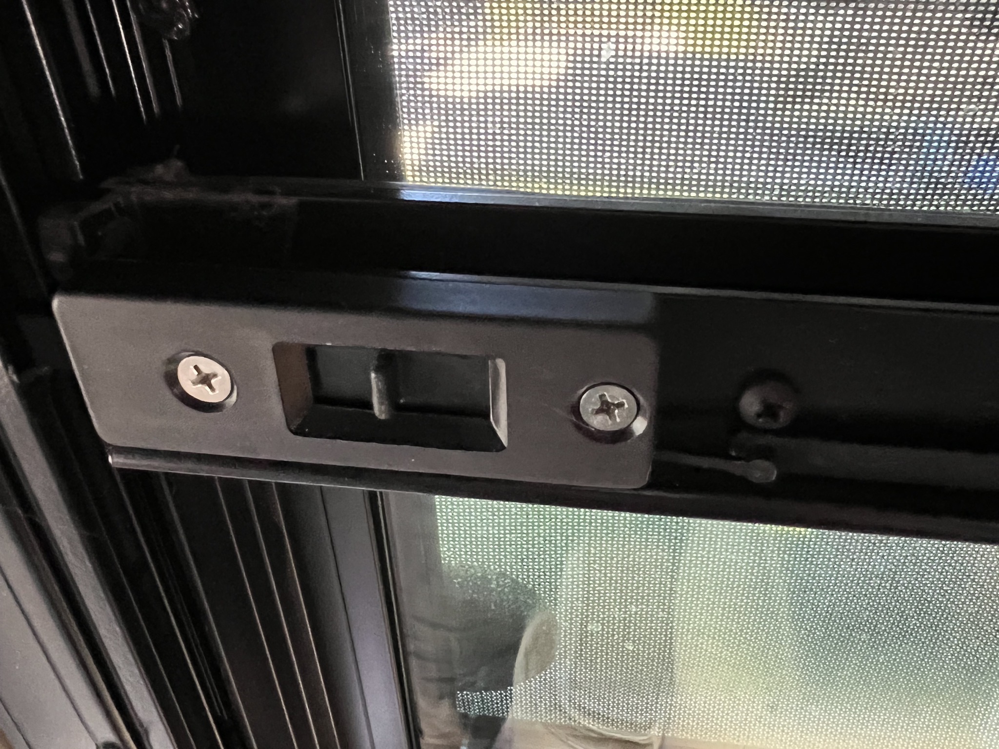 Window latch