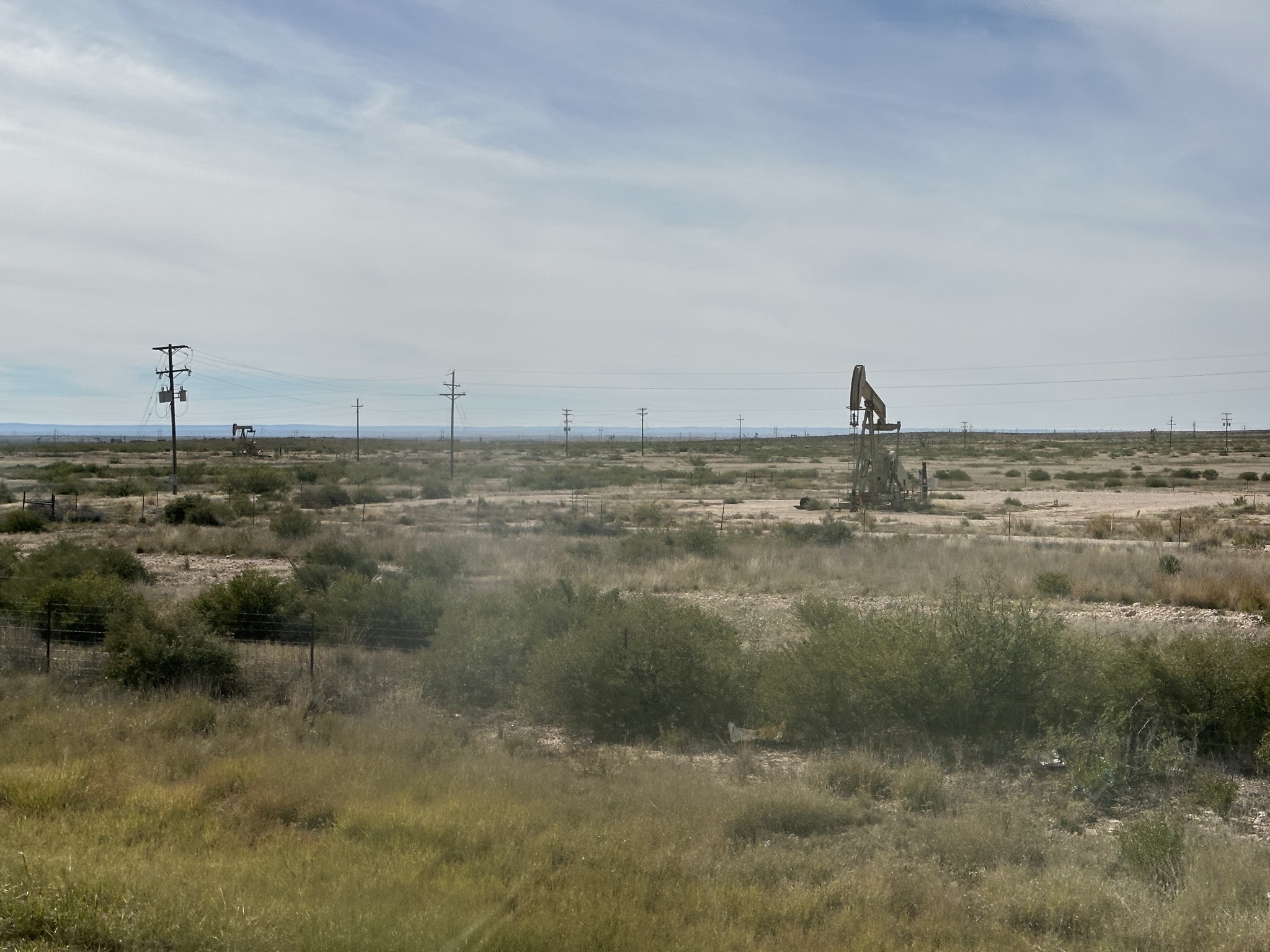 Oil pump jacks