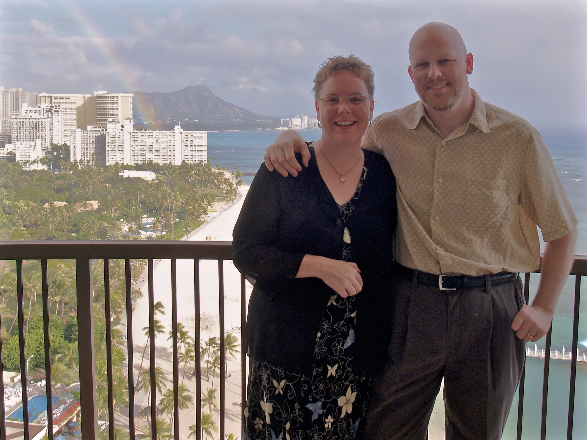 D & J with rainbow and Diamond Head