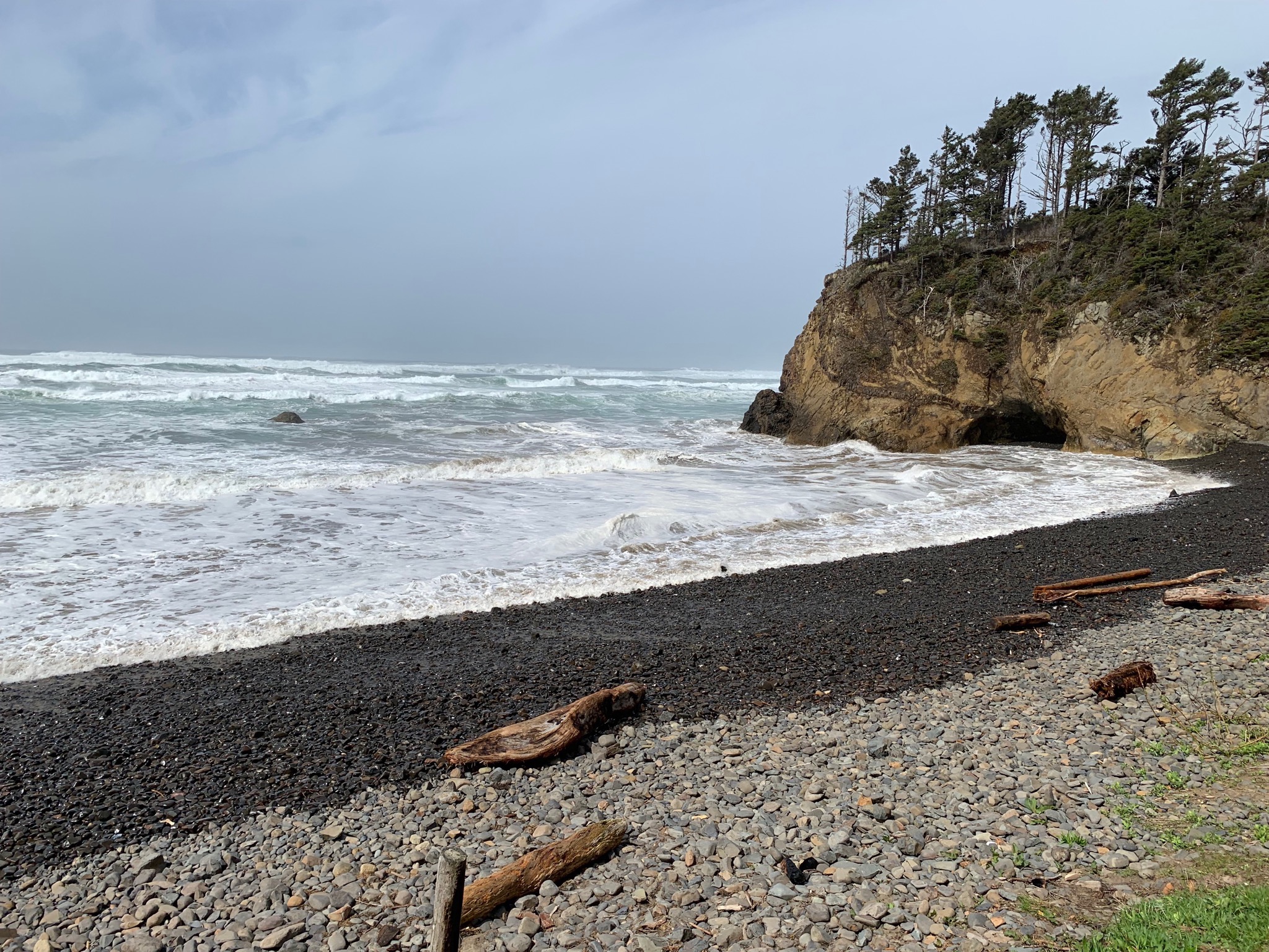 Hug Point beach