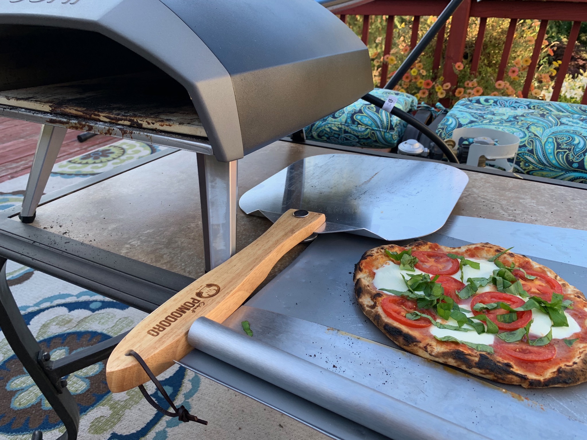 Ooni Koda pizza oven and margherita pizza