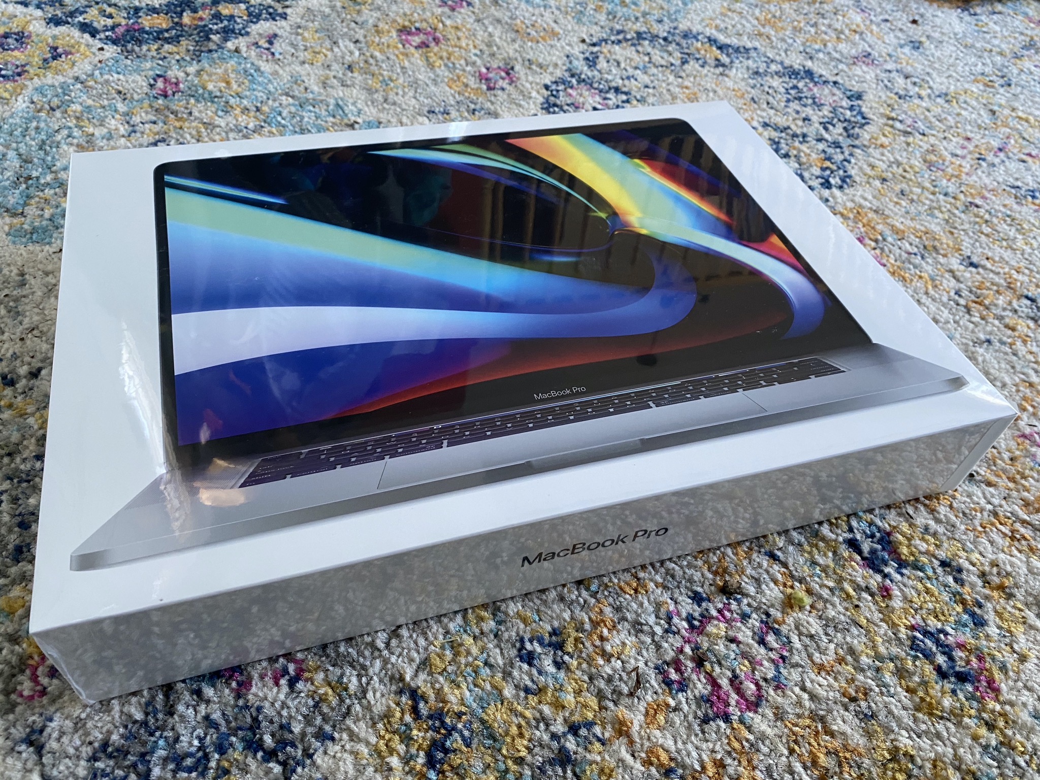 MacBook Pro 16 box
