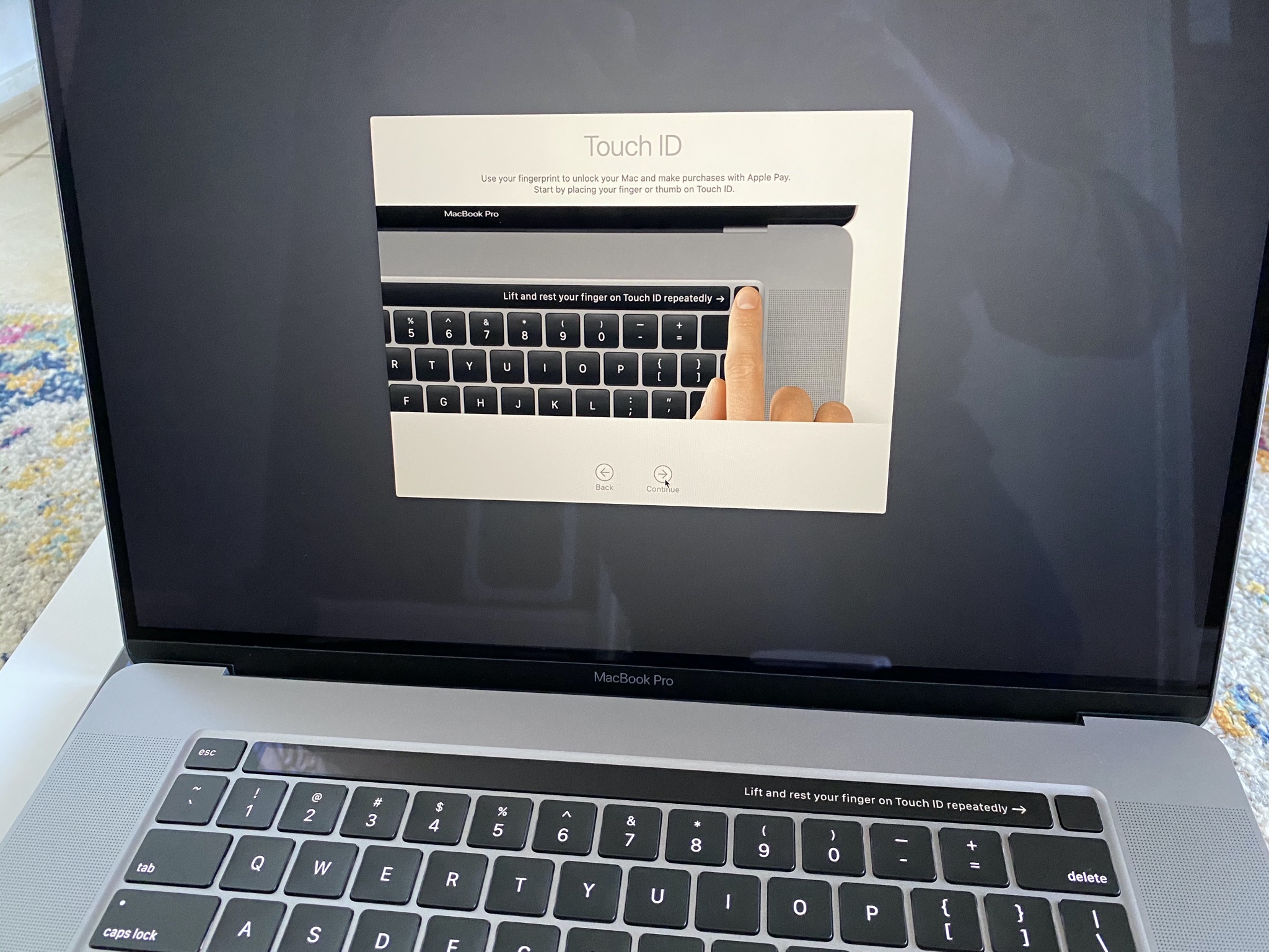MacBook Pro 16 Touch ID