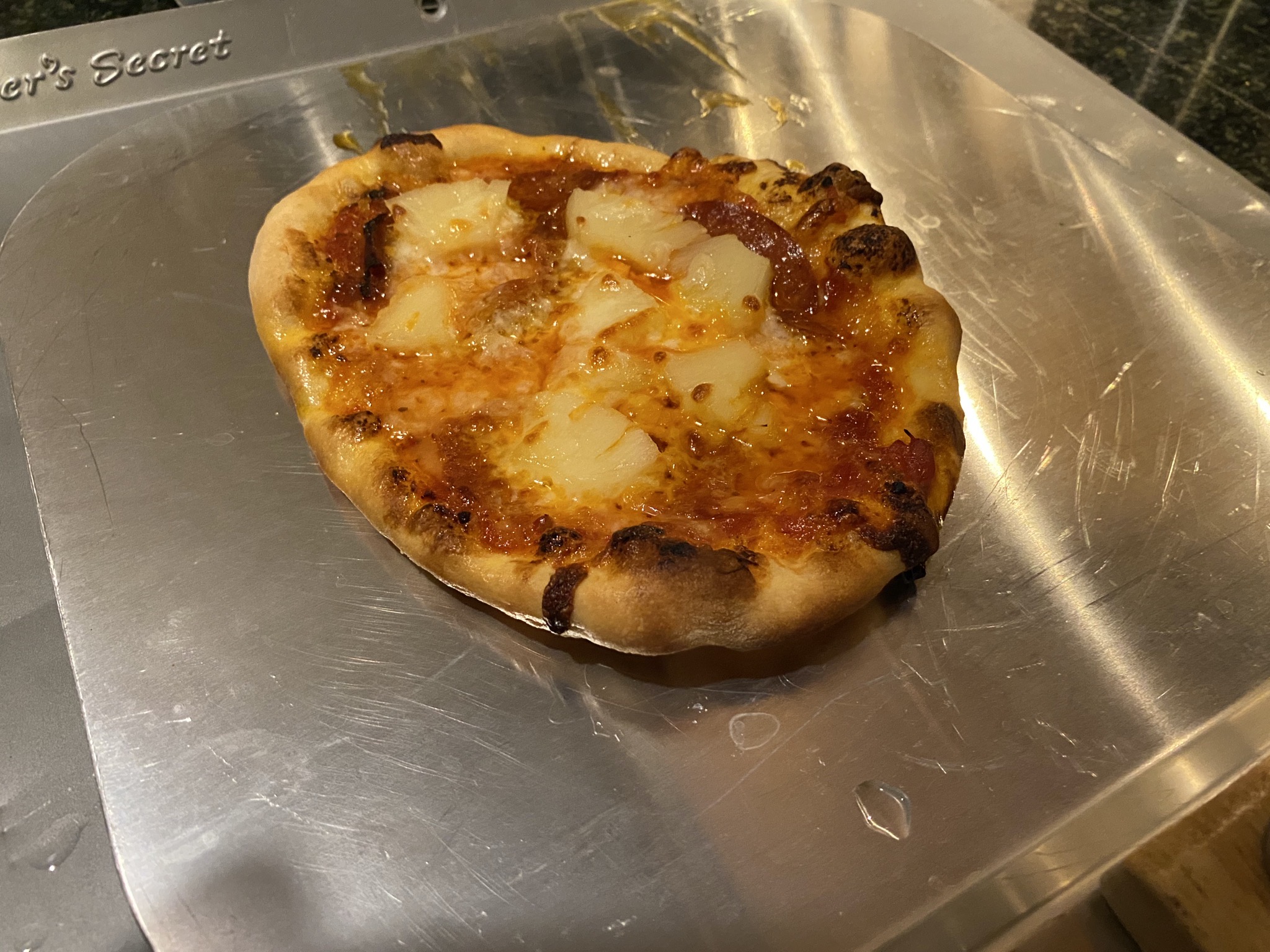 Pepperoni & pineapple pizza