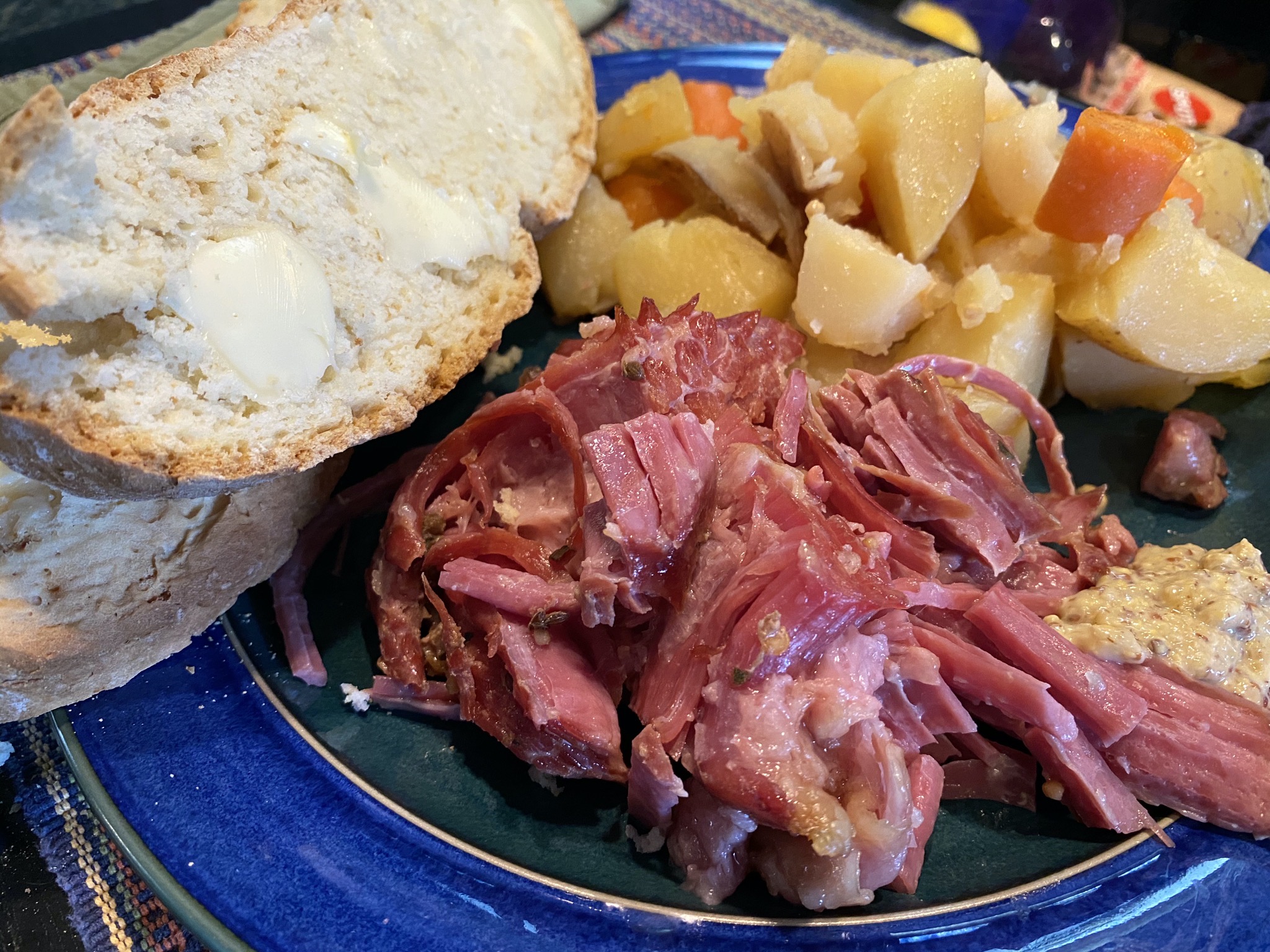 Soda bread, corned beef, carrots, potatoes