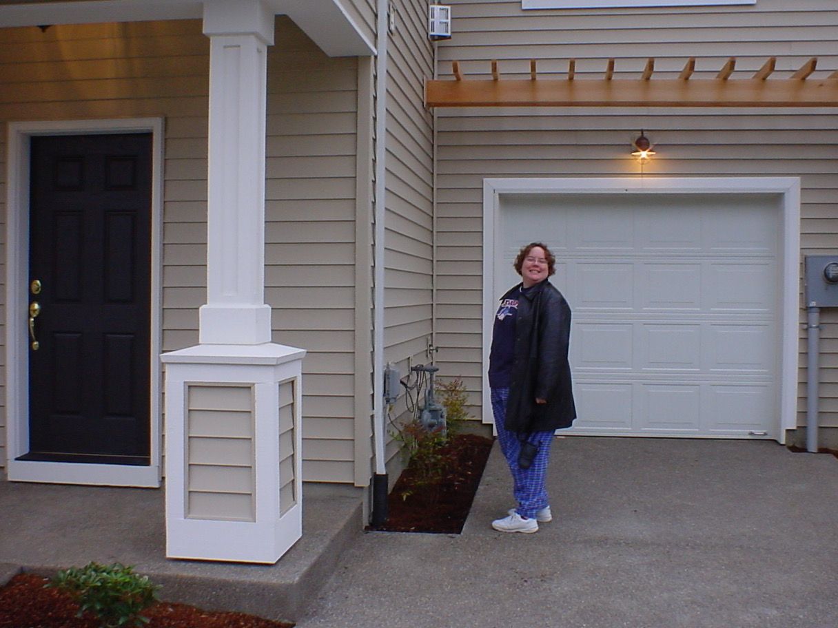 Jenn in front of our townhouse