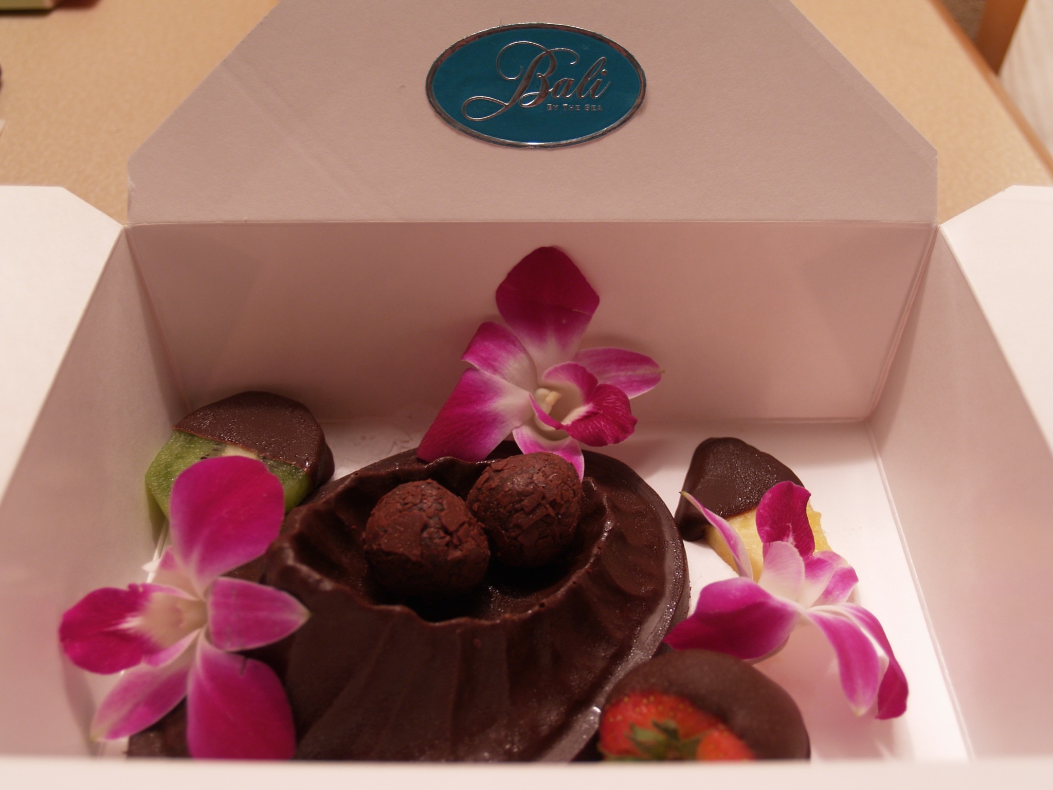 Chocolate Diamond Head from Bali by the Sea