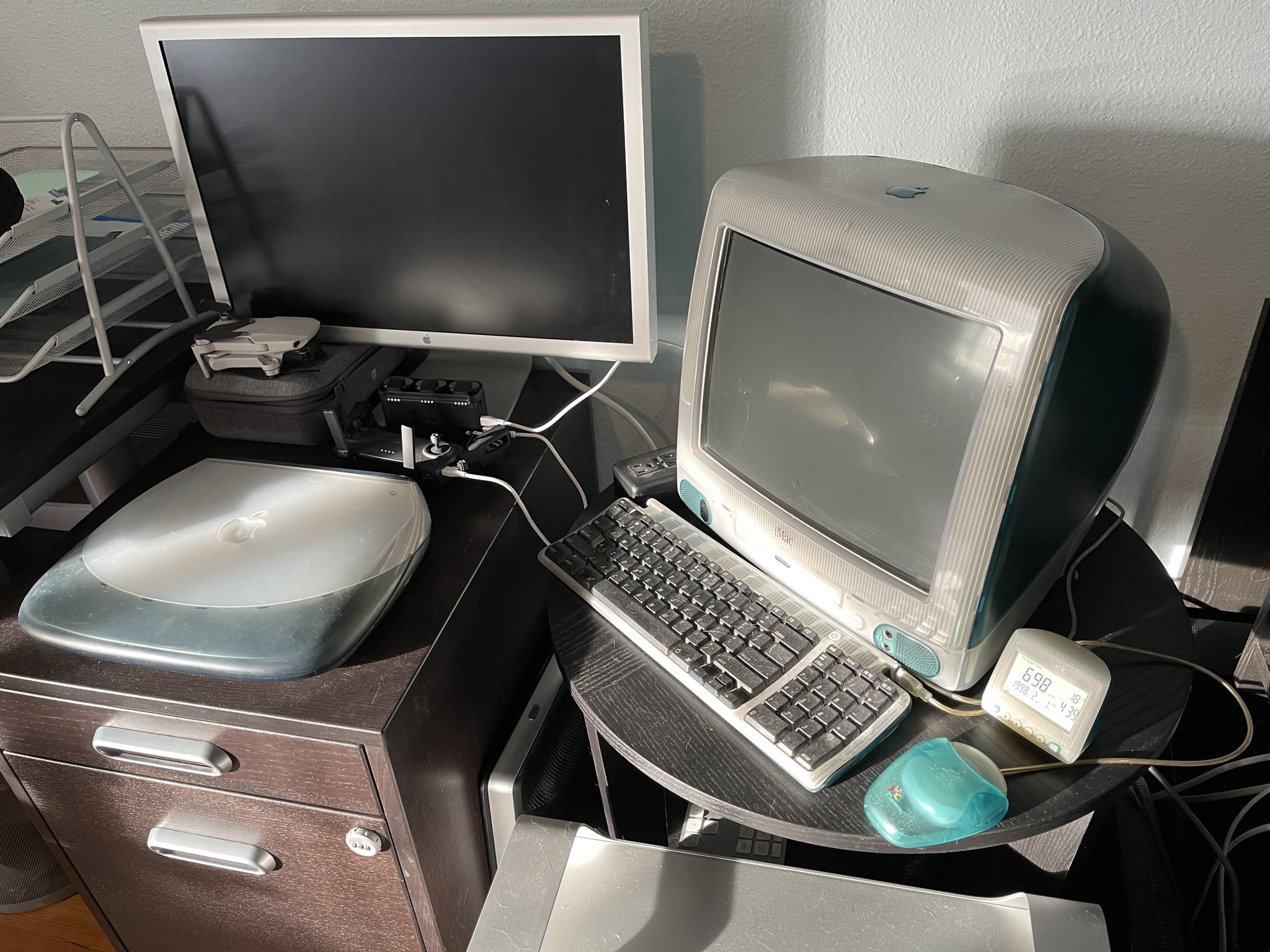 iMac G3, iBook