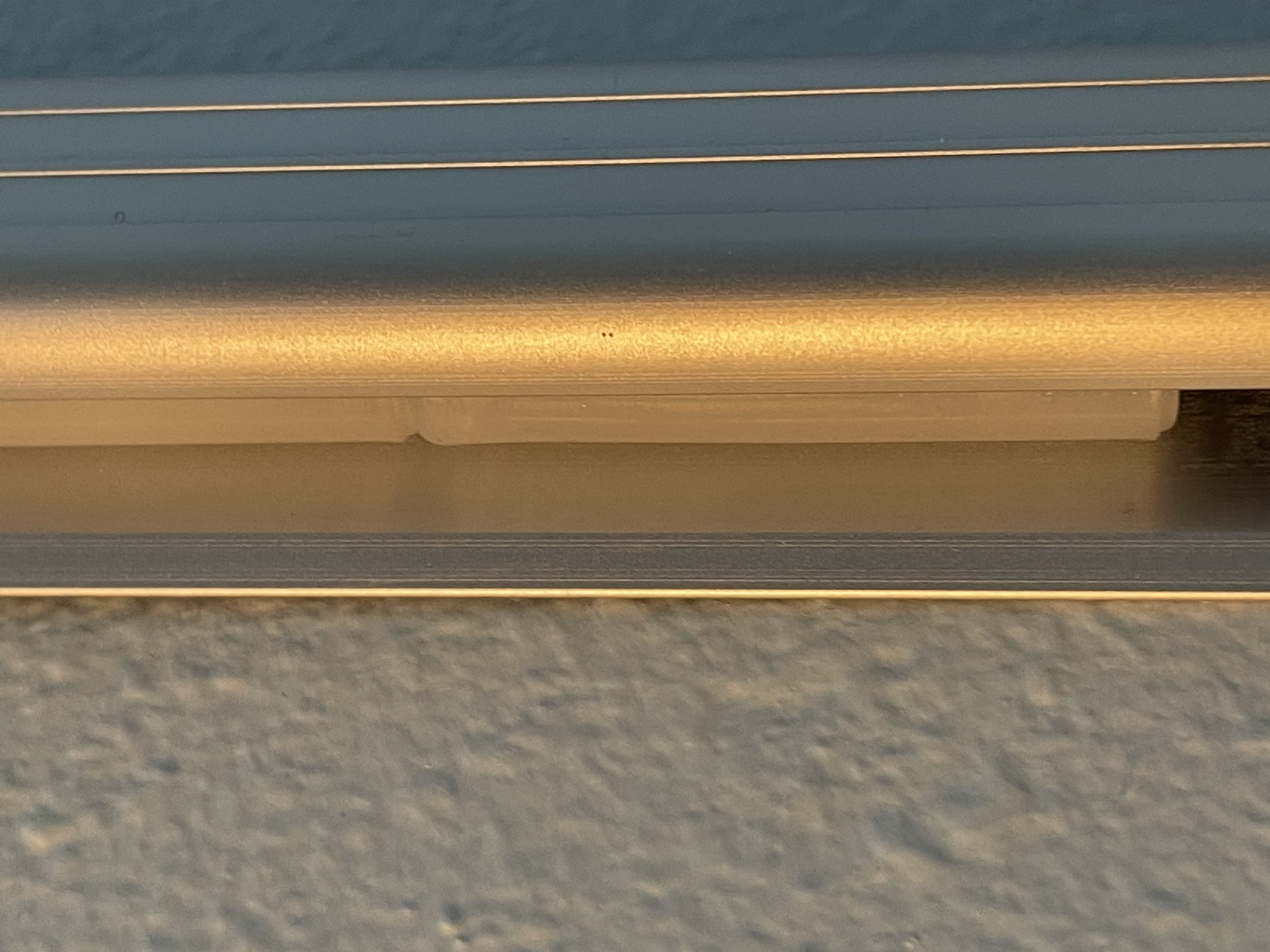 Grip strip rollers