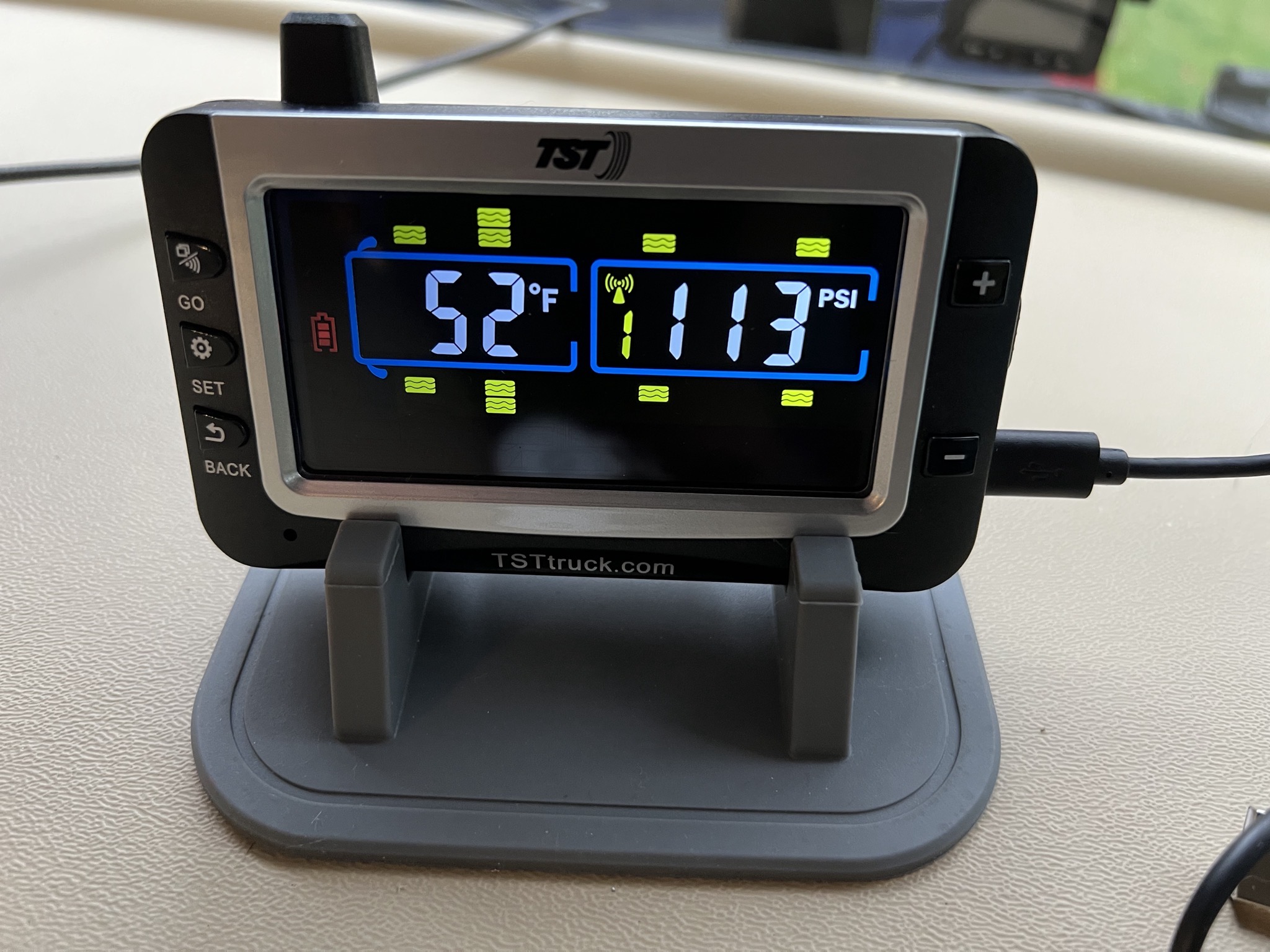 Tire pressure monitor