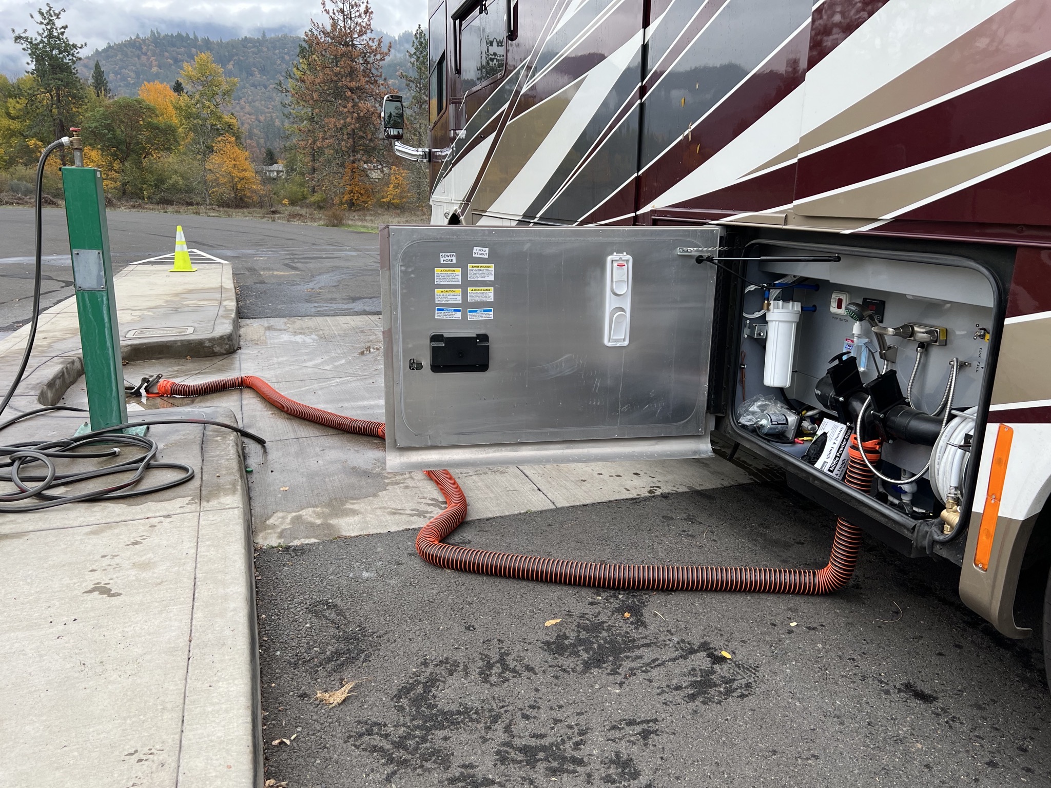 Dumping RV tanks