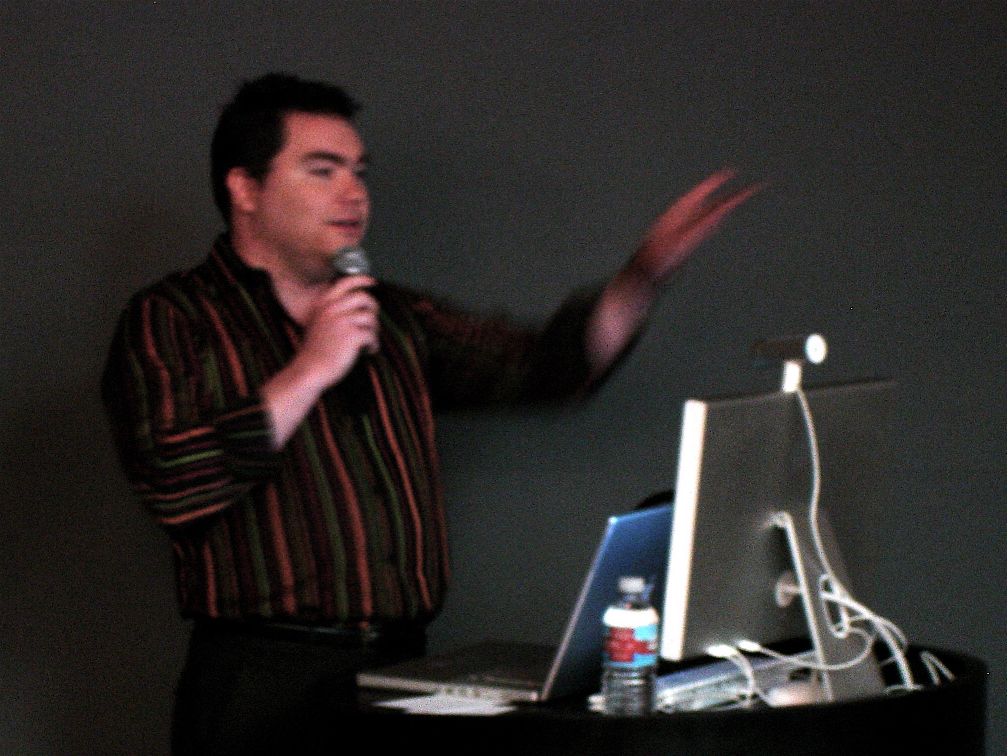 Wil Shipley at CocoaHeads event at Apple store