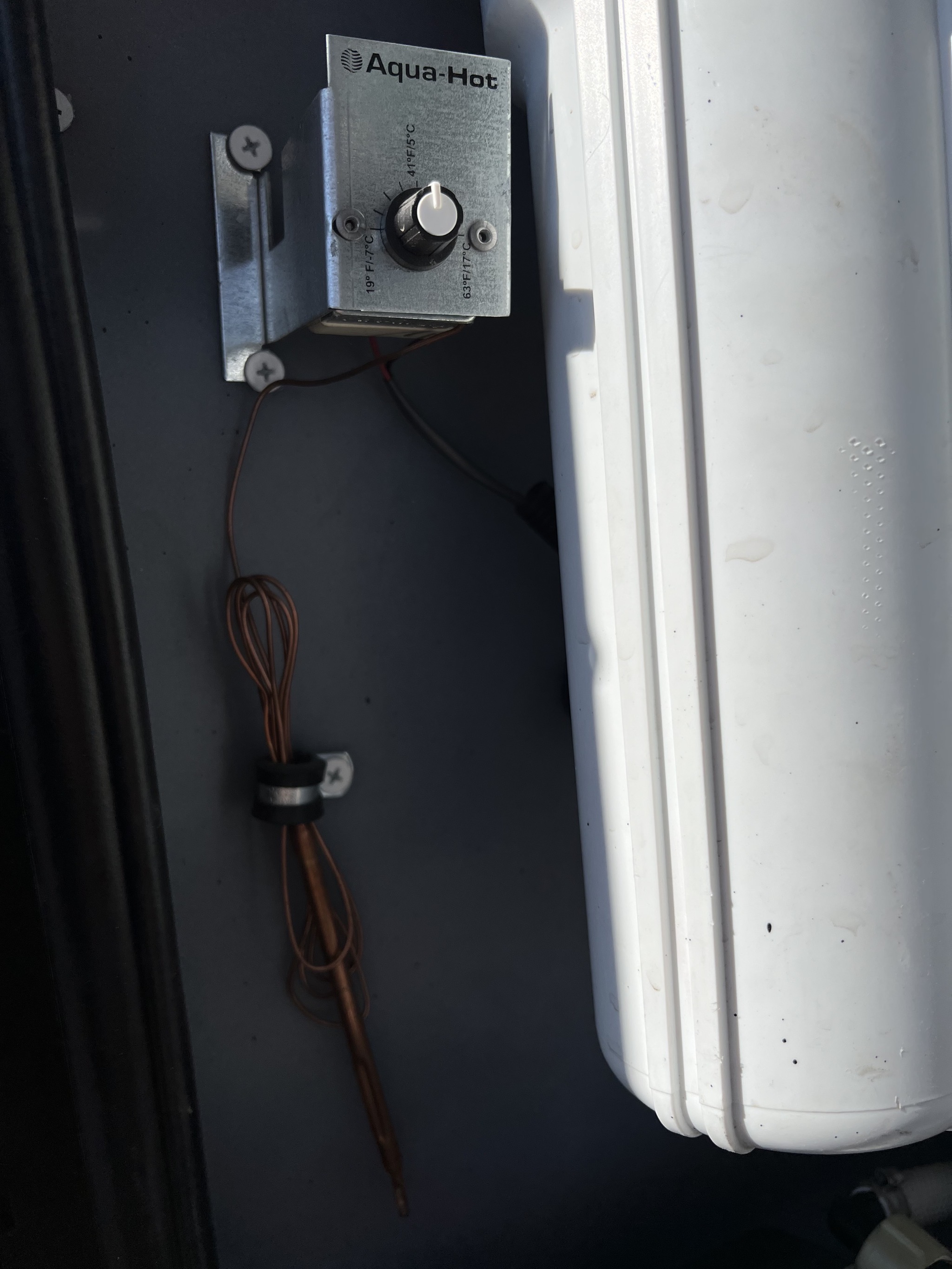 Temperature dial and probe