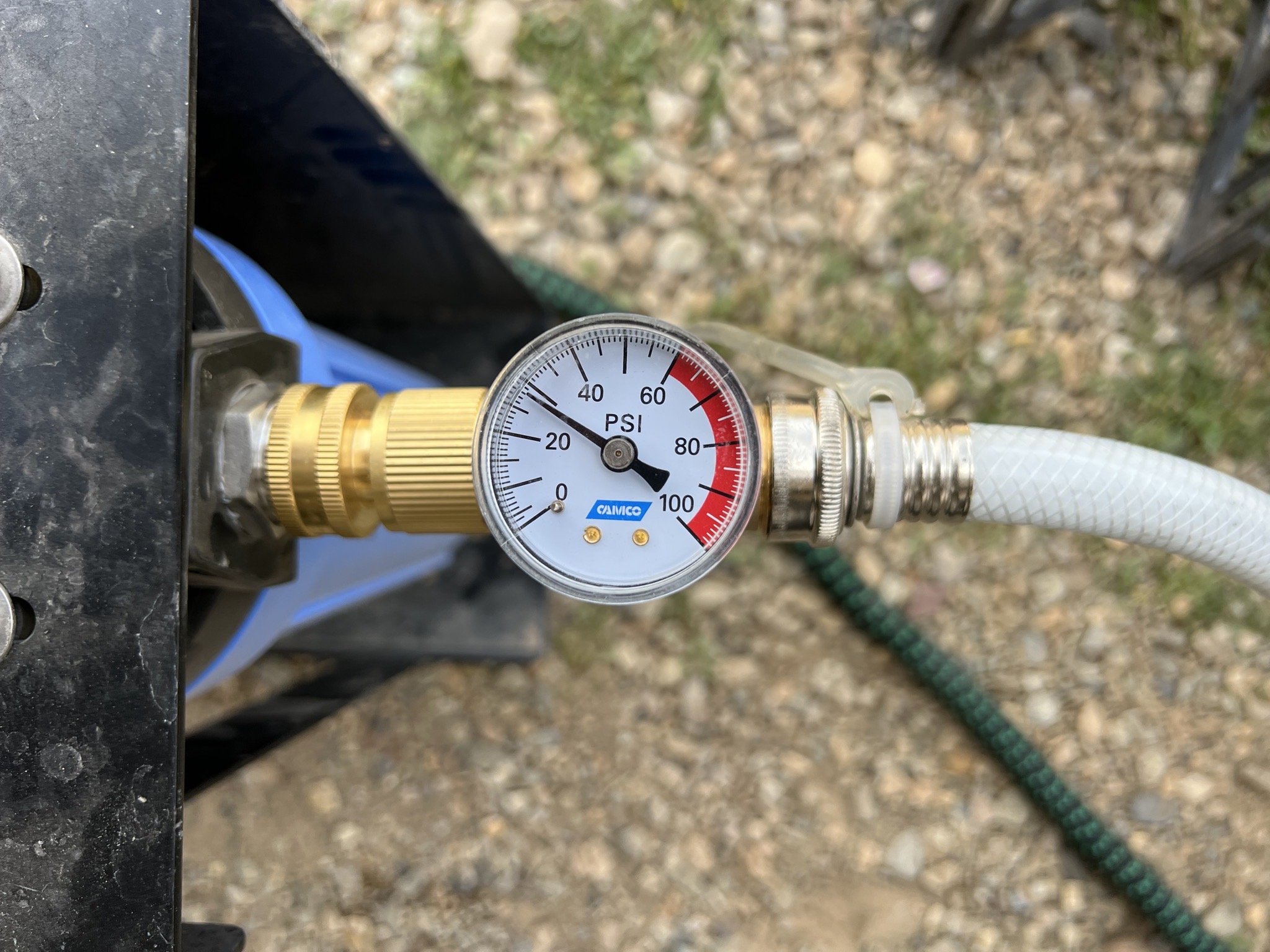 Hose connector and gauge