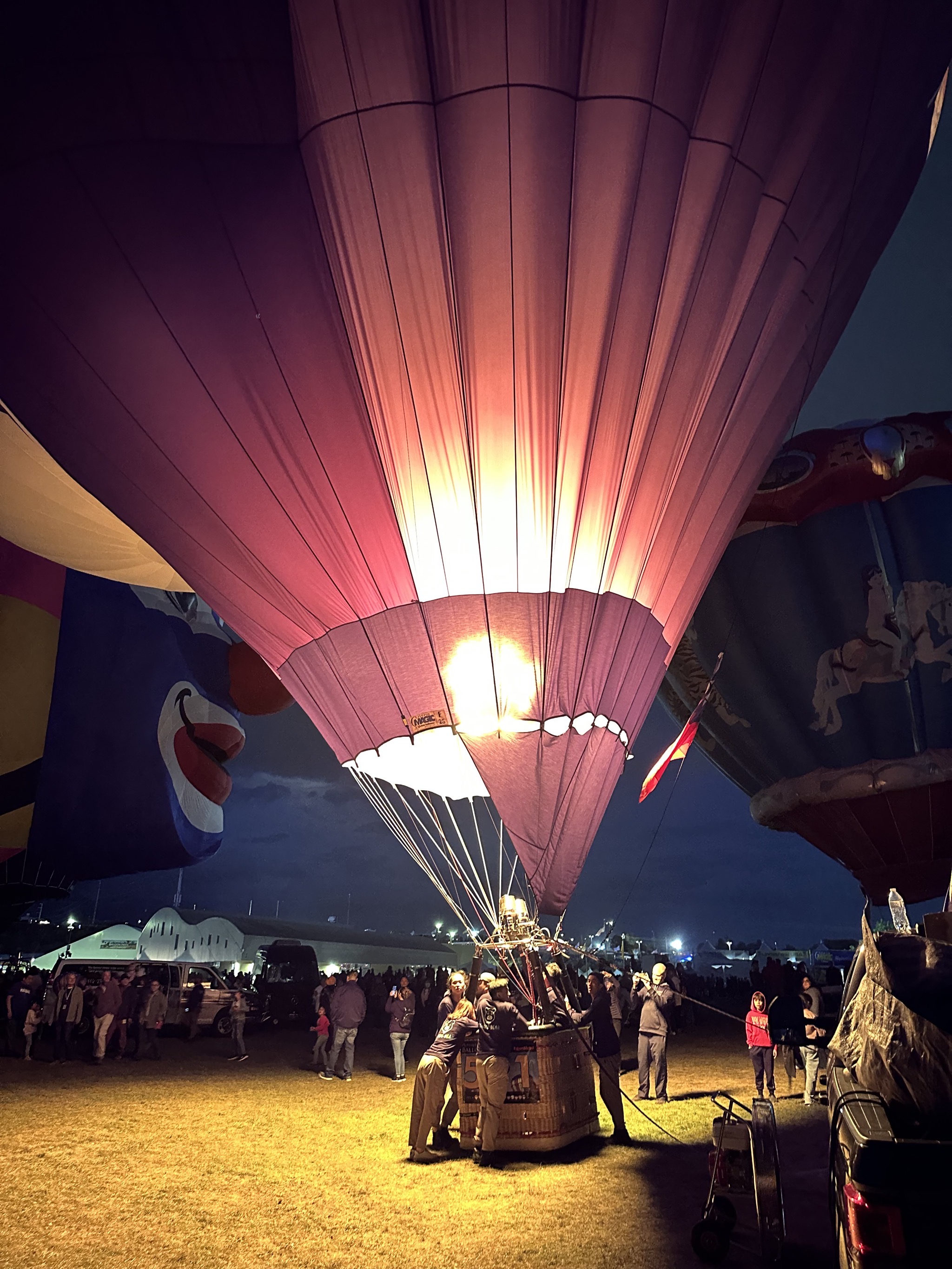 Balloon glow