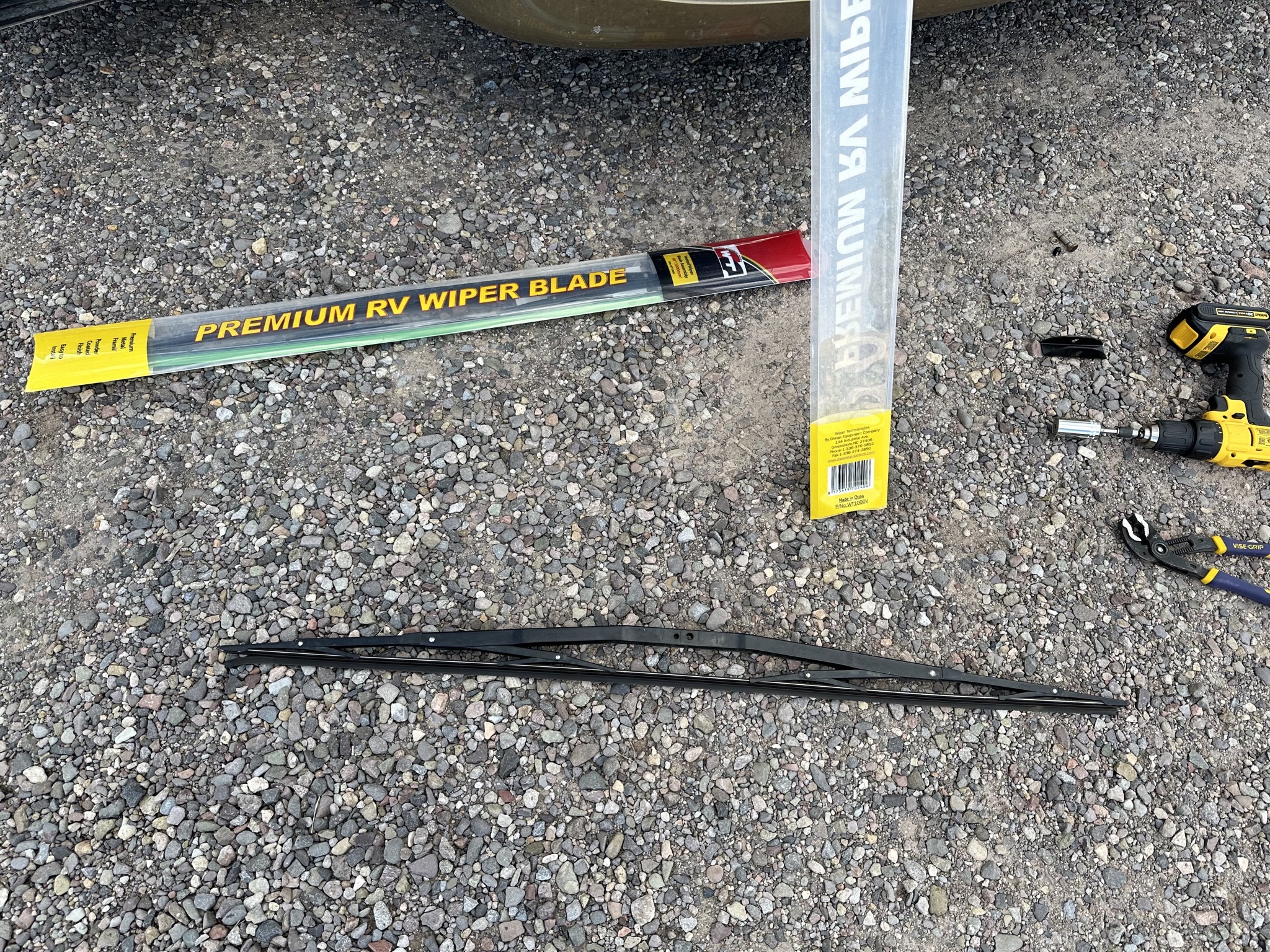 Wiper replacement