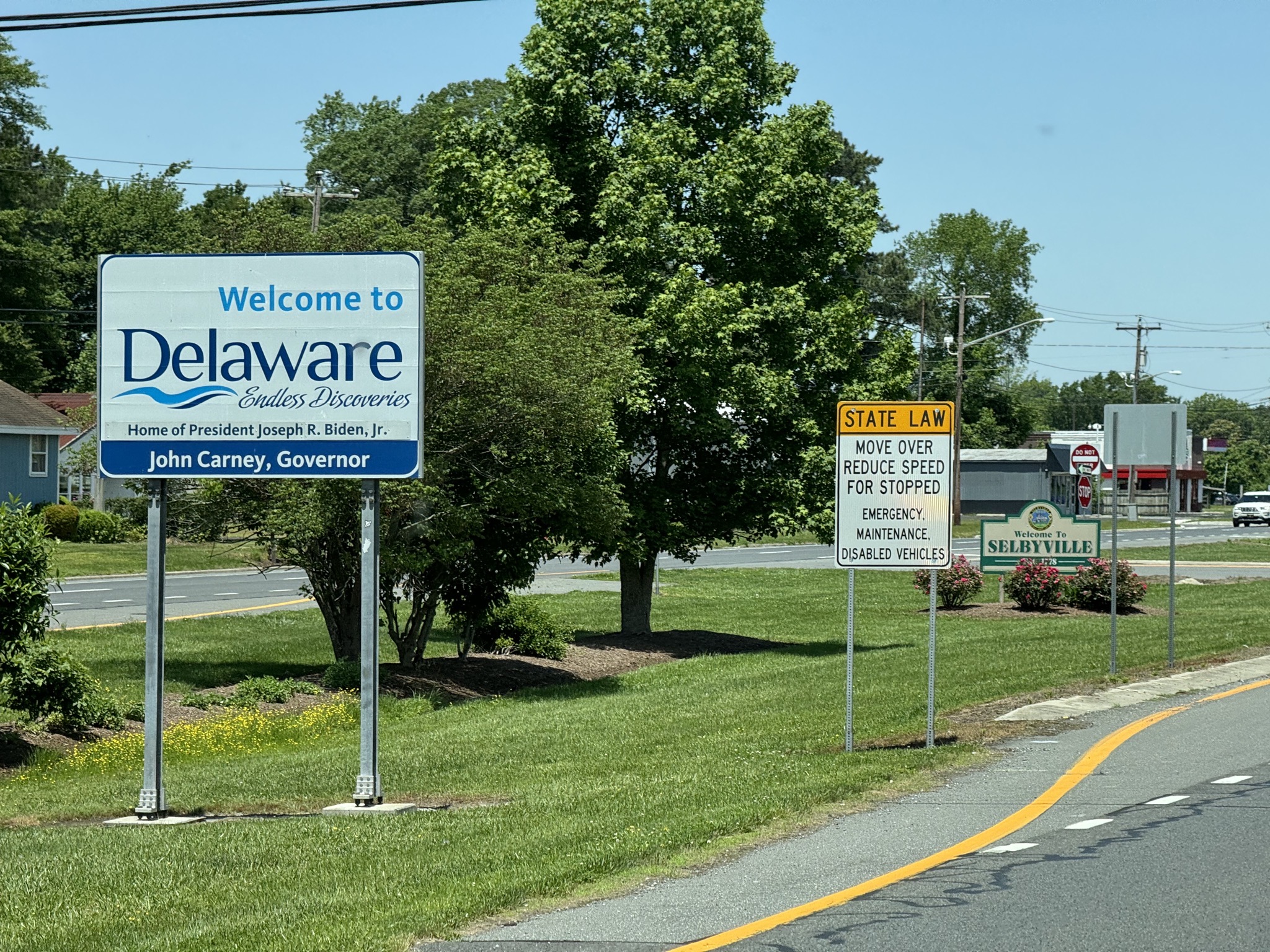 Welcome to Delaware sign